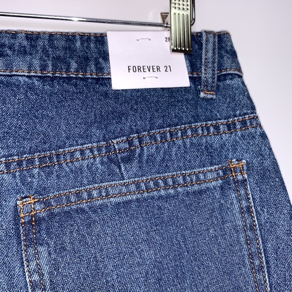 NWT FOREVER 21 Denim Blue Ripped Raw Hem Skirt - Picture 5 of 8